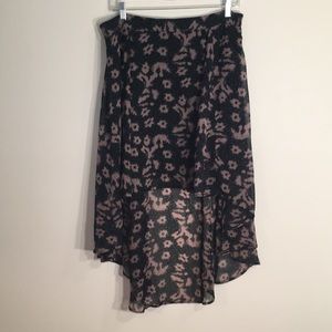 BarIII Hi/Low Skirt Leopard and Dot Print